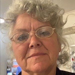 Meet your Posher, Janet